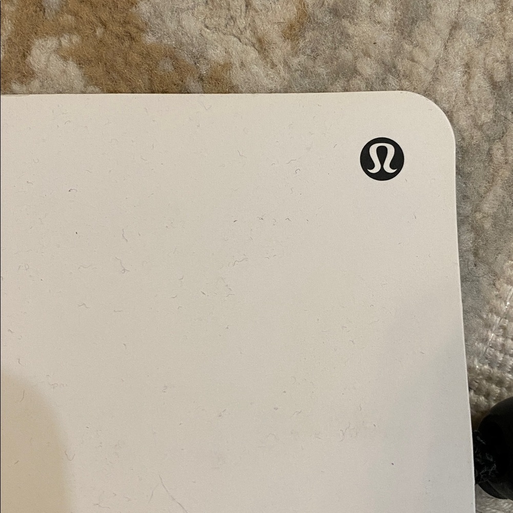 lululemon athletica Marble Print Silicone Cups in White and Gray - Picture 6 of 7